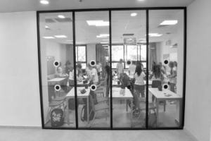 Students at a school in Tel-Aviv Photo: Kfir Sivan